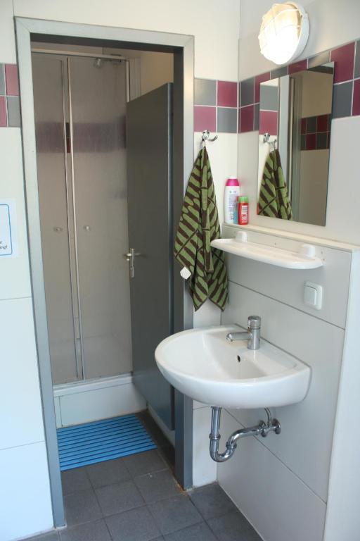 Baxpax Kreuzberg Hostel Берлин Стая снимка