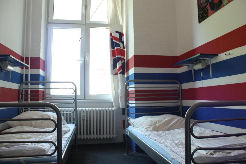 Baxpax Kreuzberg Hostel Берлин Стая снимка